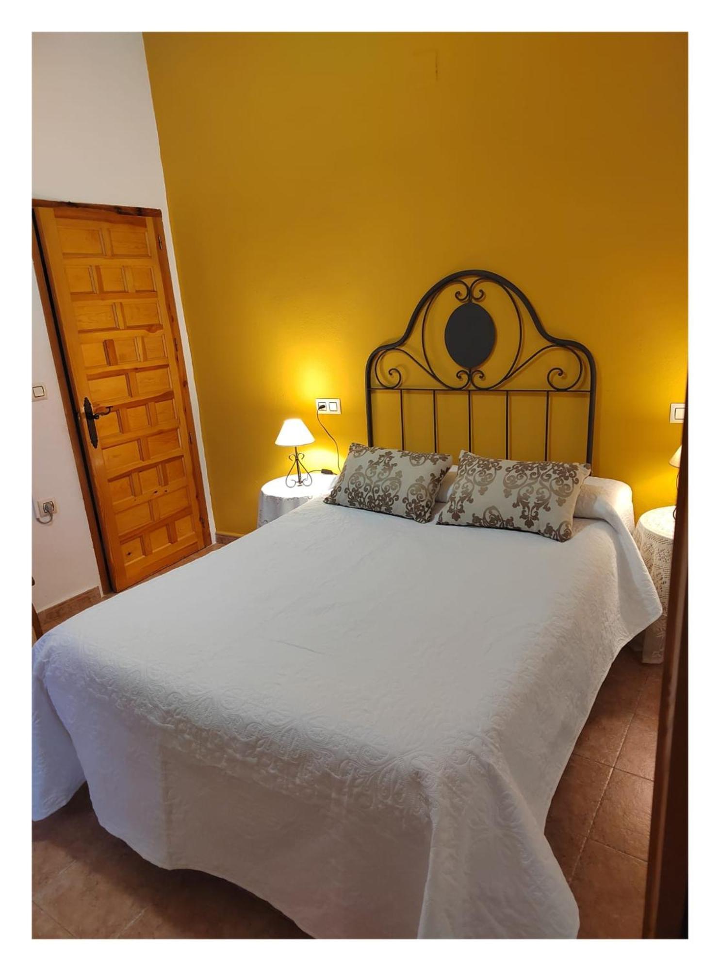 Casa Rural El Abejorro アルカラ・デル・フカル エクステリア 写真